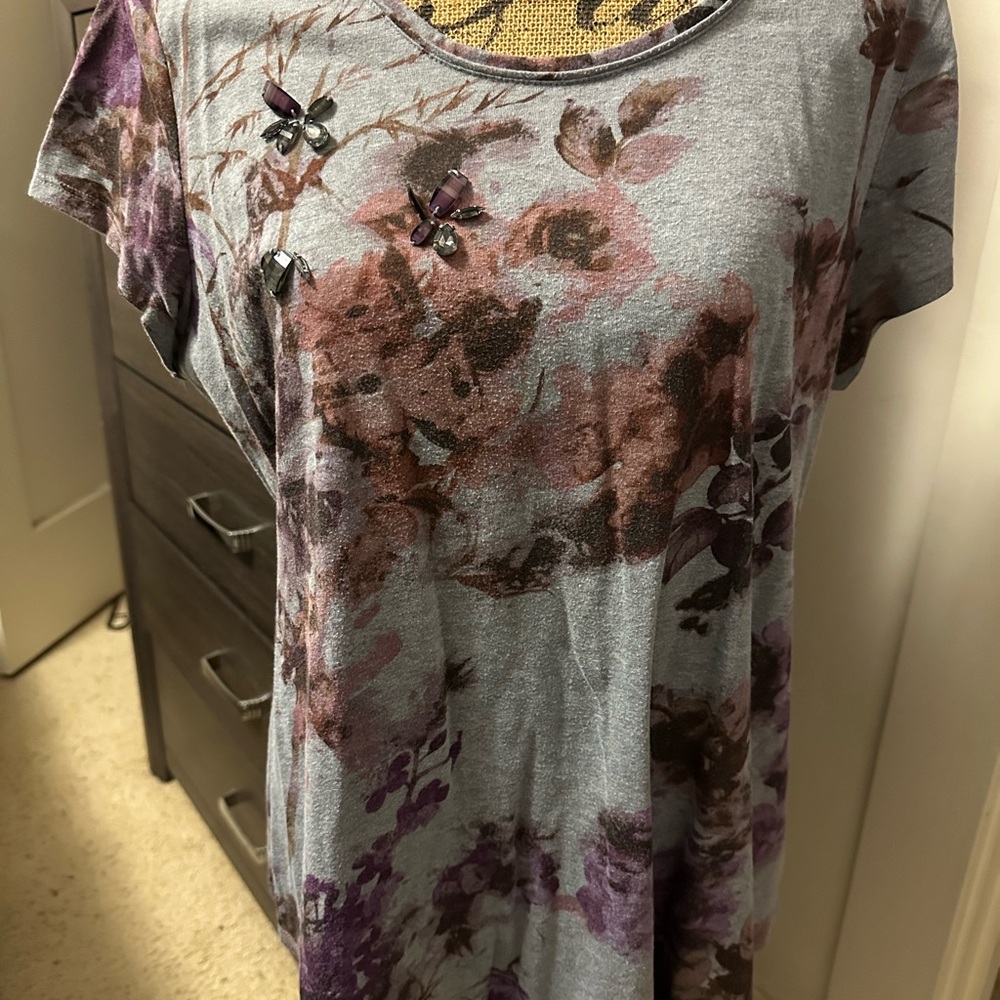 Simply Vera Vera Wang Gray and White Relaxed Short Sleeve Tee